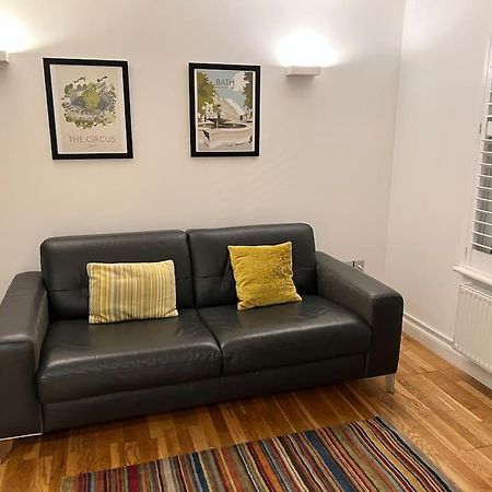 ***Spotless, Bright 1 Double Bed Apartment*** Bath Bagian luar foto